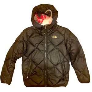The Northface reversible girls puffer jacket